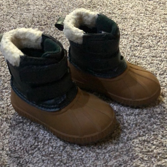 🌟Donated🌟 Boys 12 month bundle - Picture 6 of 8